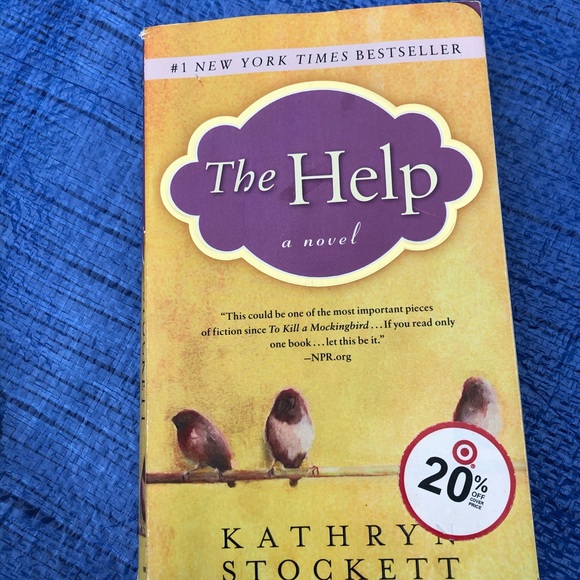 Books - Picture 6 of 16